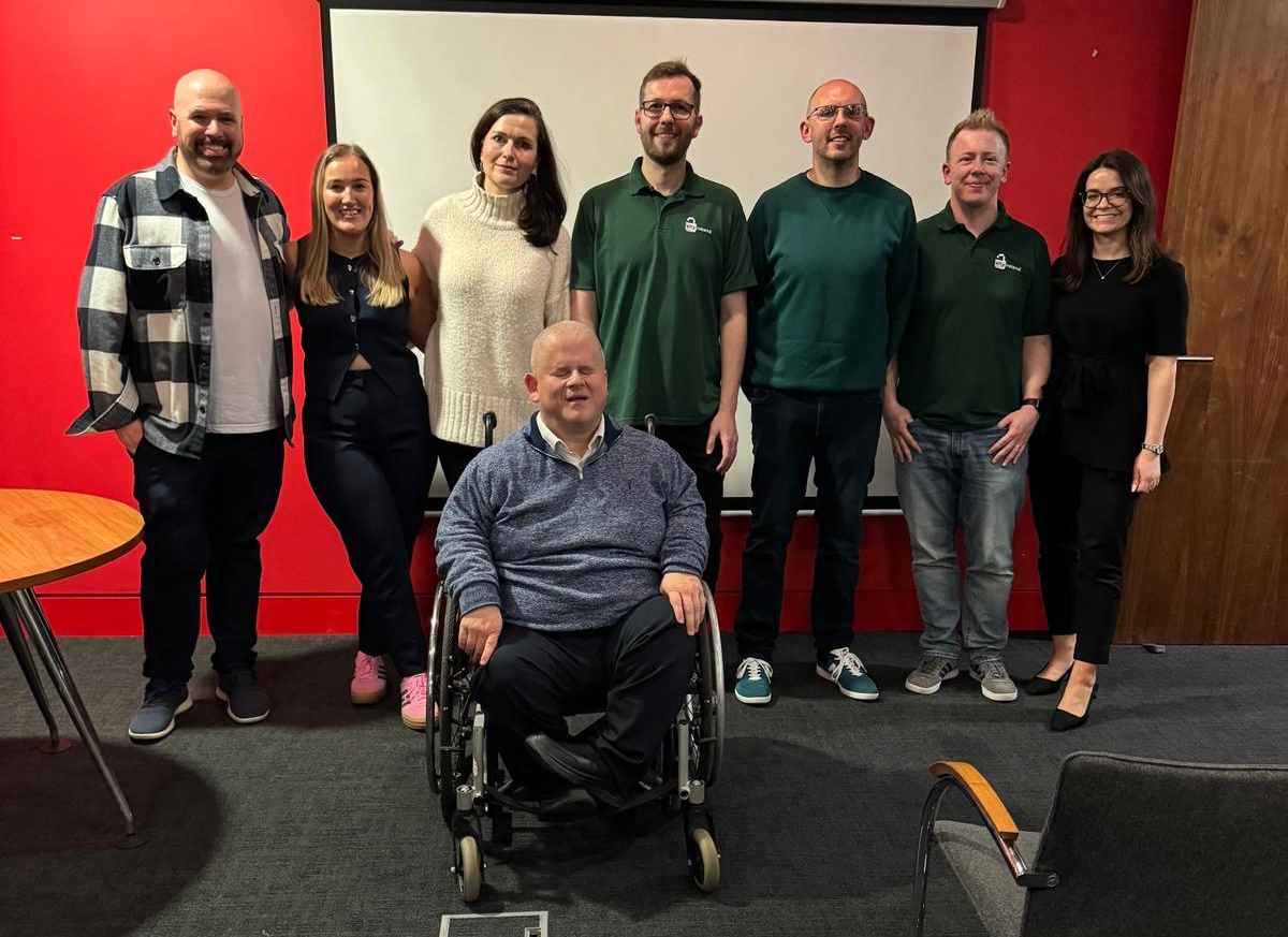 Group photo of the event organisers, presenters and hosts.
